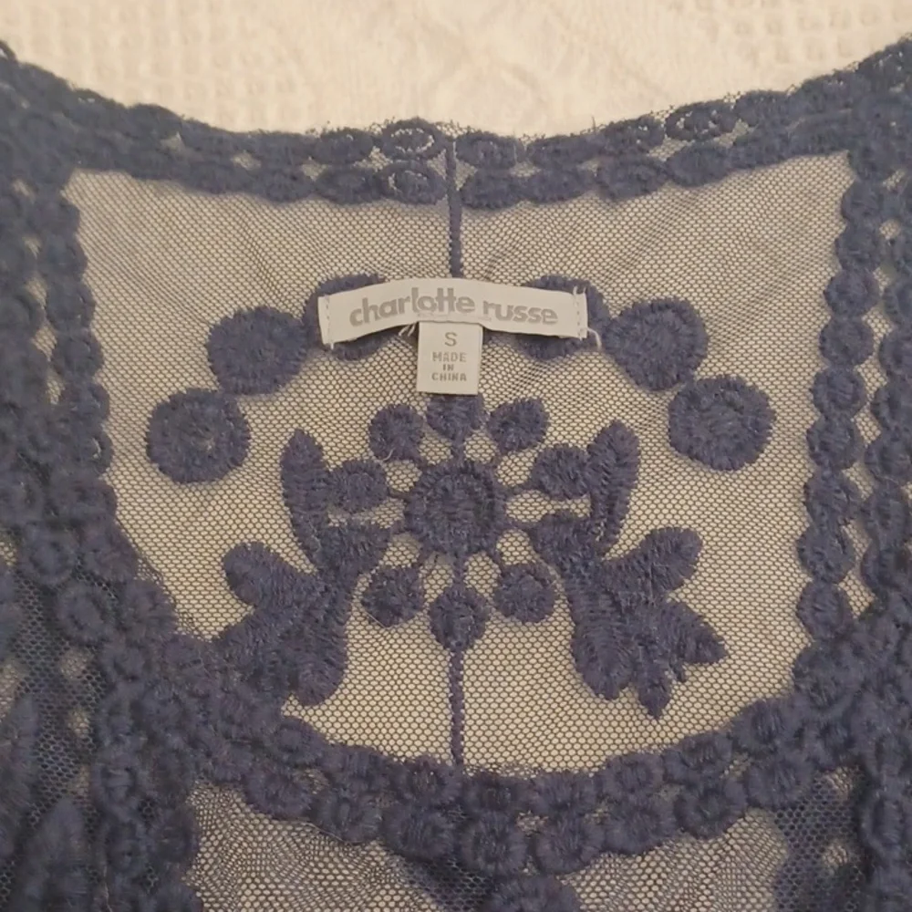 Embroidered Tank Top - Picture 3 of 4